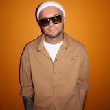 Евгений Фист …печатает