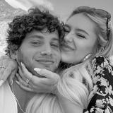 𝘕𝘐𝘒𝘈 𝘓𝘪𝘷𝘦