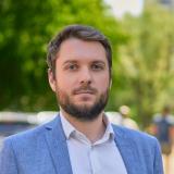 Роман Юнеман