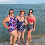 Супербуся, Супердоня и все-все-все